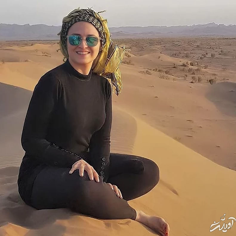 گلاره عباسی